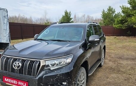 Toyota Land Cruiser Prado 150 рестайлинг 2, 2021 год, 6 500 000 рублей, 11 фотография