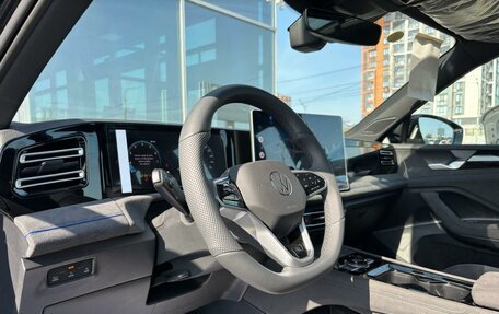 Volkswagen Tiguan, 2024 год, 6 450 000 рублей, 11 фотография