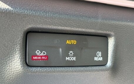 Volkswagen Tiguan, 2024 год, 6 450 000 рублей, 17 фотография