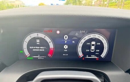 Toyota Camry, 2024 год, 4 200 000 рублей, 8 фотография