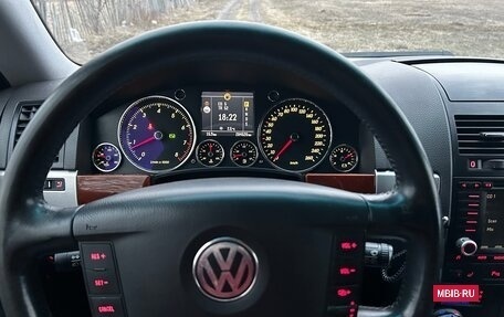 Volkswagen Touareg III, 2003 год, 795 000 рублей, 10 фотография
