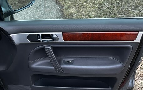 Volkswagen Touareg III, 2003 год, 795 000 рублей, 20 фотография