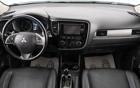 Mitsubishi Outlander III рестайлинг 3, 2013 год, 1 749 000 рублей, 11 фотография