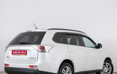 Mitsubishi Outlander III рестайлинг 3, 2013 год, 1 749 000 рублей, 7 фотография