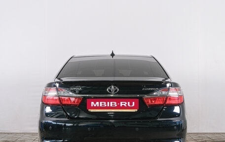 Toyota Camry, 2015 год, 1 869 000 рублей, 6 фотография