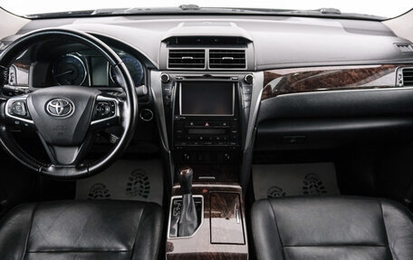 Toyota Camry, 2015 год, 1 869 000 рублей, 11 фотография