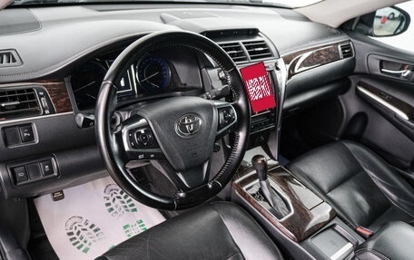 Toyota Camry, 2015 год, 1 869 000 рублей, 9 фотография