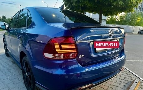 Volkswagen Polo VI (EU Market), 2018 год, 1 375 000 рублей, 3 фотография