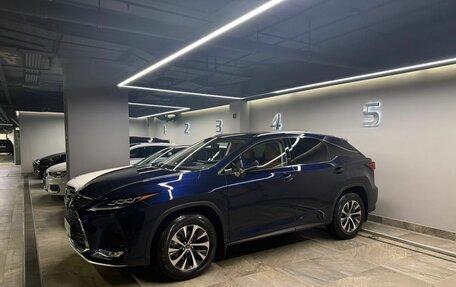 Lexus RX IV рестайлинг, 2020 год, 7 200 000 рублей, 2 фотография