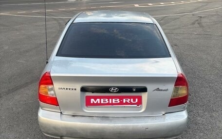 Hyundai Accent II, 2004 год, 297 000 рублей, 3 фотография