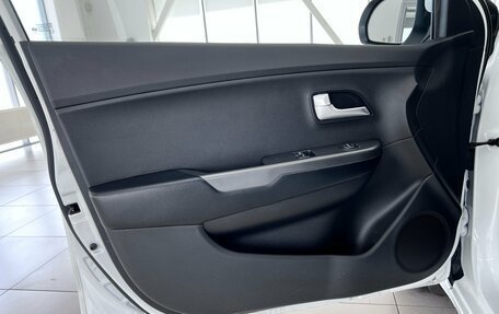 KIA Rio III рестайлинг, 2015 год, 1 040 000 рублей, 23 фотография