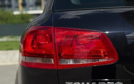 Volkswagen Touareg III, 2010 год, 1 999 000 рублей, 11 фотография