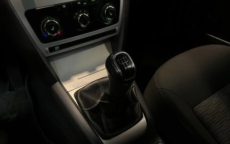 Skoda Octavia, 2011 год, 830 000 рублей, 14 фотография