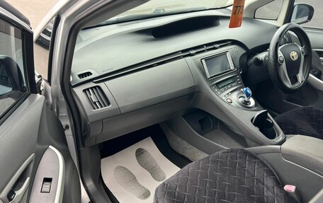 Toyota Prius, 2010 год, 1 129 000 рублей, 12 фотография