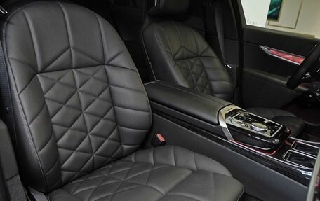 BMW 7 серия, 2023 год, 13 000 000 рублей, 7 фотография