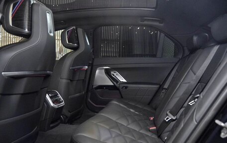 BMW 7 серия, 2023 год, 13 000 000 рублей, 8 фотография