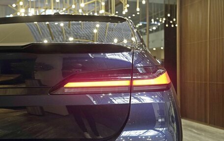 BMW 7 серия, 2023 год, 13 000 000 рублей, 5 фотография