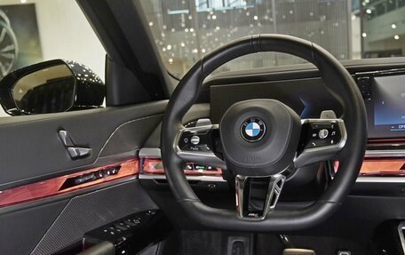 BMW 7 серия, 2023 год, 13 000 000 рублей, 12 фотография