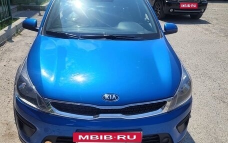 KIA Rio IV, 2018 год, 1 500 000 рублей, 2 фотография