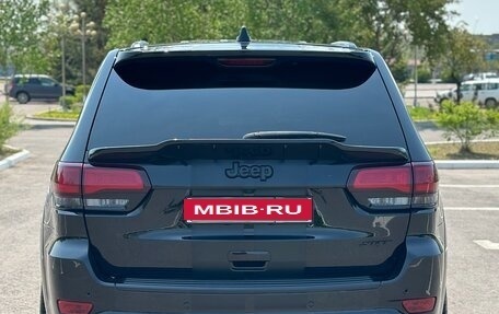 Jeep Grand Cherokee, 2018 год, 5 500 000 рублей, 8 фотография