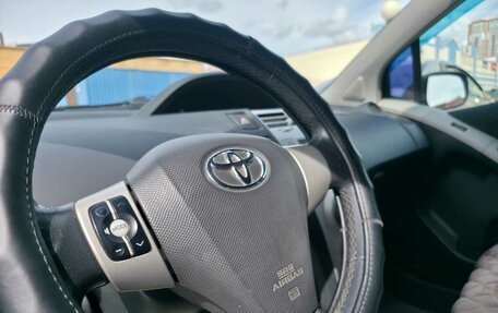 Toyota Yaris III рестайлинг, 2007 год, 580 000 рублей, 9 фотография