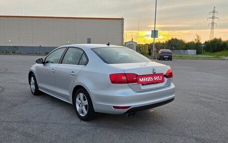 Volkswagen Jetta VI, 2014 год, 1 070 000 рублей, 5 фотография