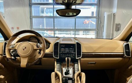 Porsche Cayenne III, 2011 год, 1 999 000 рублей, 14 фотография