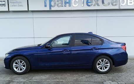 BMW 3 серия, 2018 год, 2 050 000 рублей, 10 фотография