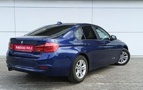 BMW 3 серия, 2018 год, 2 050 000 рублей, 6 фотография