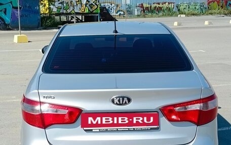 KIA Rio III рестайлинг, 2013 год, 800 000 рублей, 4 фотография
