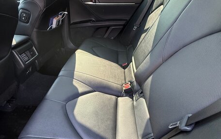 Toyota Camry, 2022 год, 3 400 000 рублей, 10 фотография