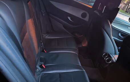 Mercedes-Benz E-Класс, 2019 год, 2 100 000 рублей, 11 фотография