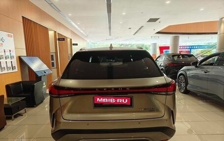 Lexus RX IV рестайлинг, 2023 год, 7 268 888 рублей, 10 фотография
