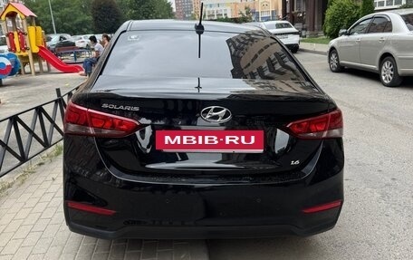Hyundai Solaris II рестайлинг, 2018 год, 1 350 000 рублей, 2 фотография