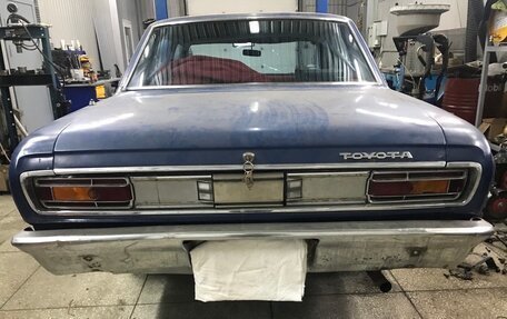 Toyota Crown, 1991 год, 450 000 рублей, 3 фотография