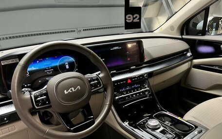 KIA Carnival, 2022 год, 5 650 000 рублей, 12 фотография