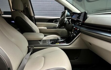 KIA Carnival, 2022 год, 5 650 000 рублей, 15 фотография