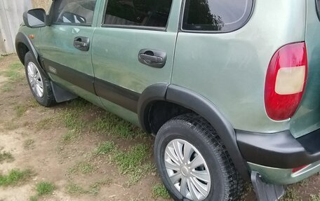 Chevrolet Niva I рестайлинг, 2009 год, 24 фотография