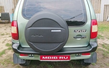 Chevrolet Niva I рестайлинг, 2009 год, 23 фотография