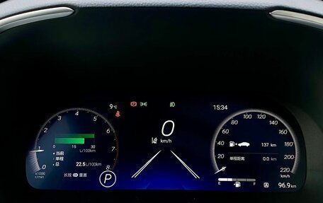 Toyota Highlander, 2025 год, 6 050 000 рублей, 13 фотография