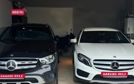 Mercedes-Benz GLA, 2015 год, 1 900 000 рублей, 34 фотография