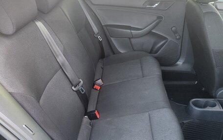 Skoda Rapid I, 2017 год, 1 150 000 рублей, 9 фотография