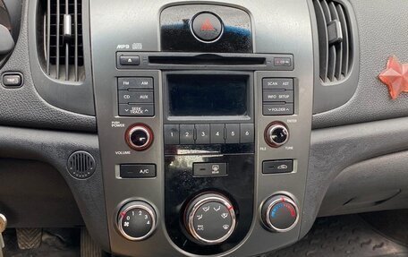 KIA Cerato III, 2010 год, 850 000 рублей, 30 фотография