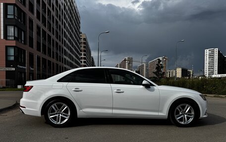 Audi A4, 2019 год, 2 900 000 рублей, 3 фотография