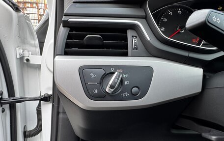 Audi A4, 2019 год, 2 900 000 рублей, 7 фотография