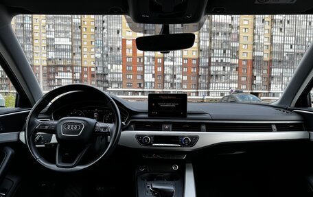 Audi A4, 2019 год, 2 900 000 рублей, 6 фотография