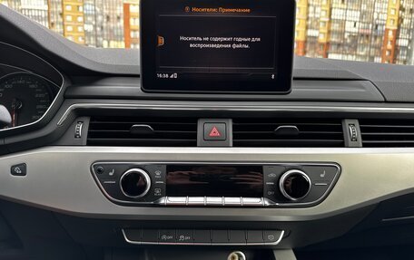 Audi A4, 2019 год, 2 900 000 рублей, 11 фотография