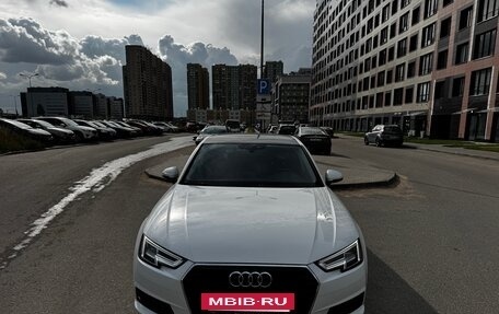 Audi A4, 2019 год, 2 900 000 рублей, 12 фотография