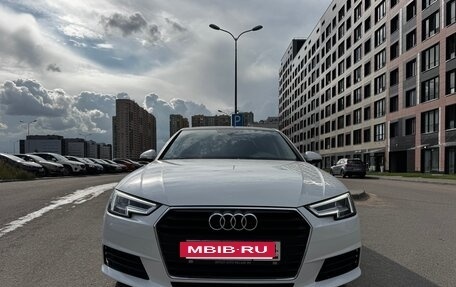 Audi A4, 2019 год, 2 900 000 рублей, 14 фотография