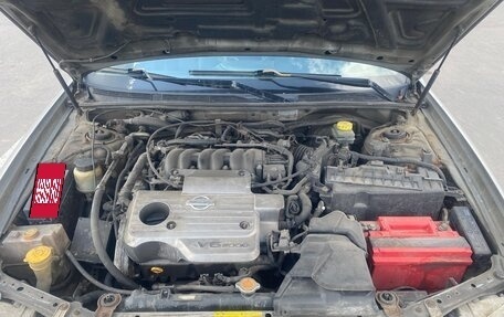 Nissan Maxima VIII, 2000 год, 250 000 рублей, 11 фотография